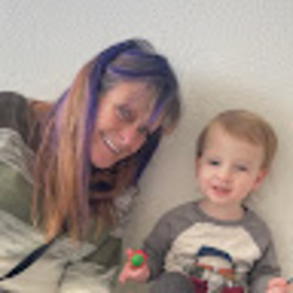 Meet your Posher, Brenda - Picture 1 of 1